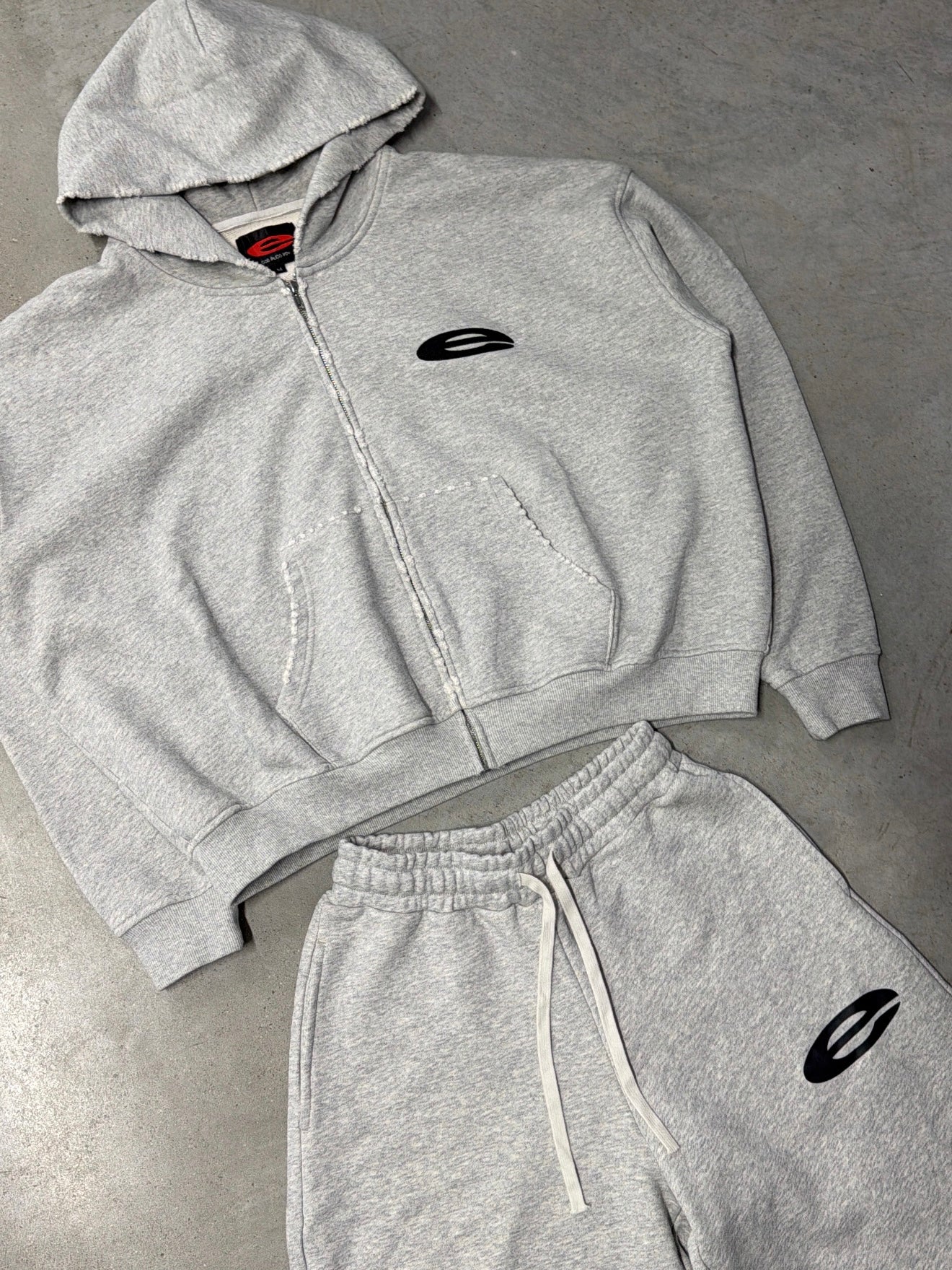 Grey Grizzly Zip