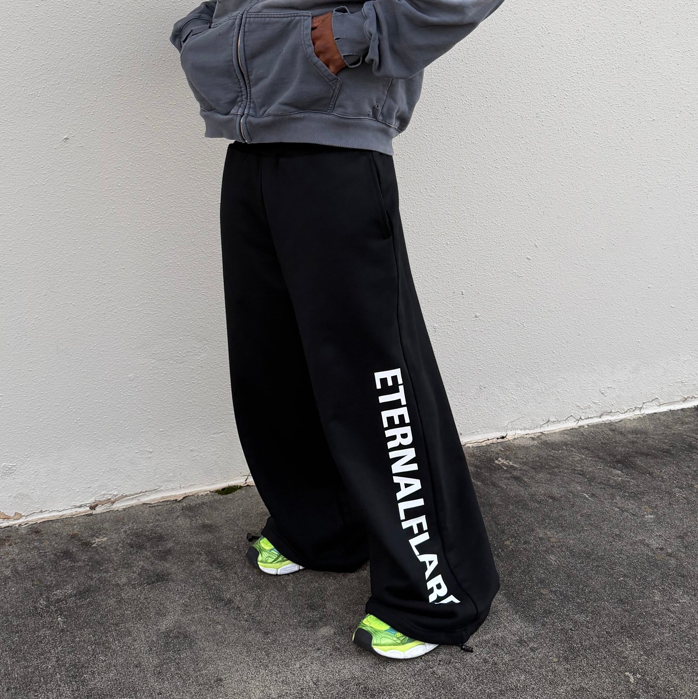 2.0 Trademark sweats
